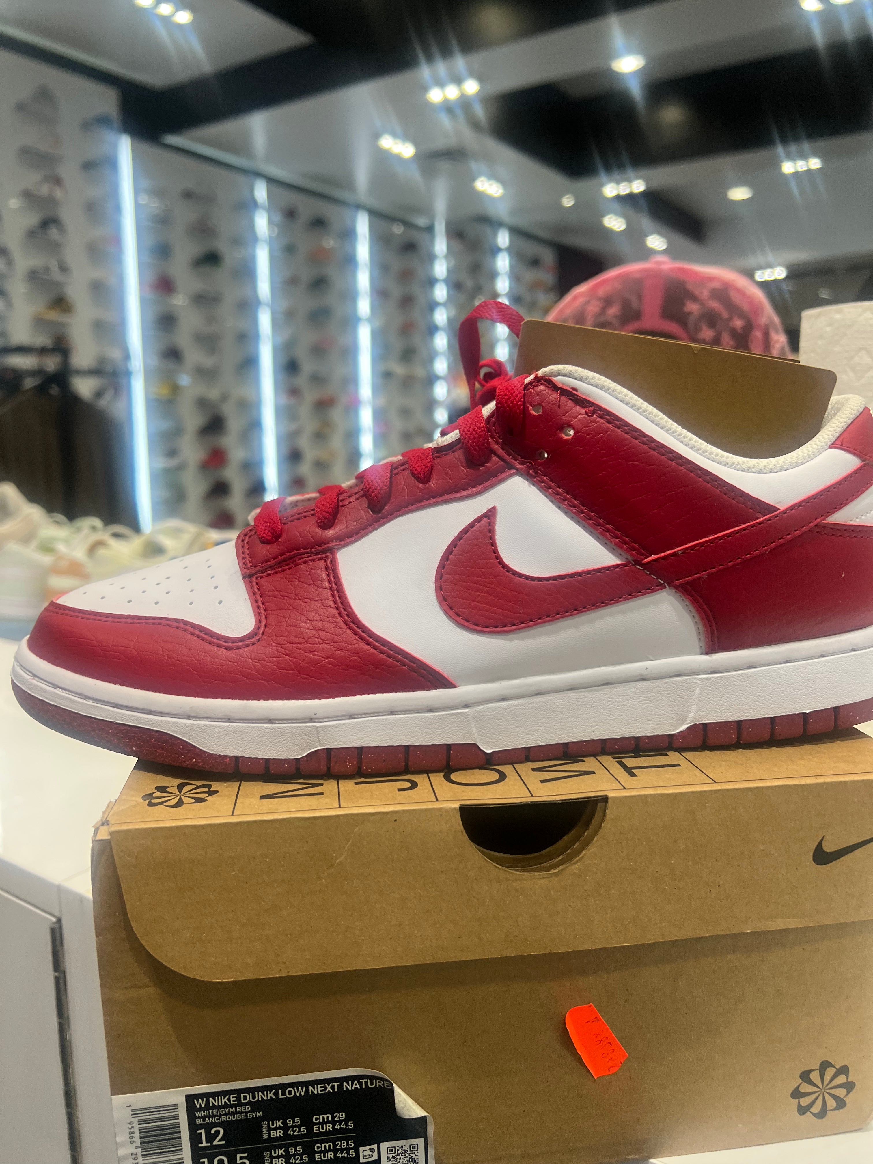 Nike Dunk Low  Nature  Gym Red W